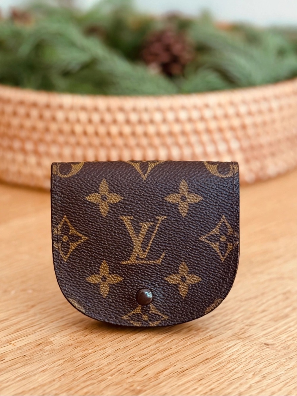 Just in 🔥Louis Vuitton Monogram Porte
Monnaie Gousset Coin Purse
Wallet/rare